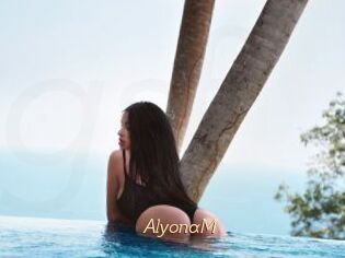 AlyonaM