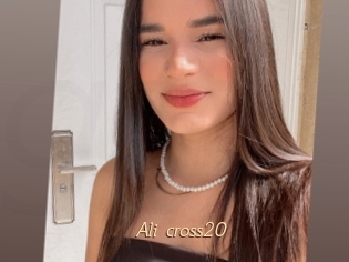 Ali_cross20