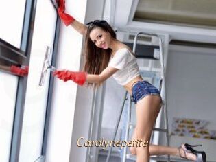 Carolynepetite