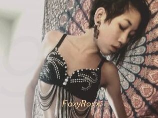 FoxyRoxxi