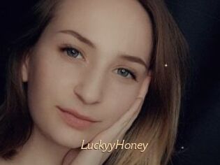 LuckyyHoney