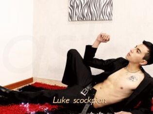 Luke_scockpion