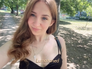 Lunatoned