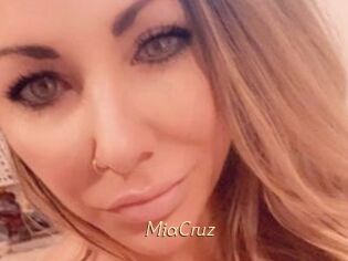 MiaCruz