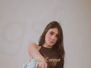 Mia_Connor