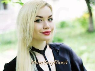 MusaSexyBlond