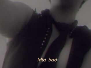 Mia_bad
