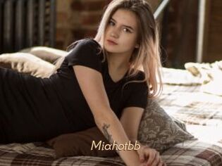 Miahotbb