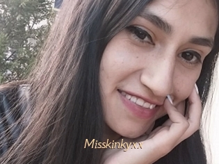 Misskinkyxx