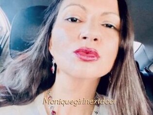 Moniquegirlnextdoor