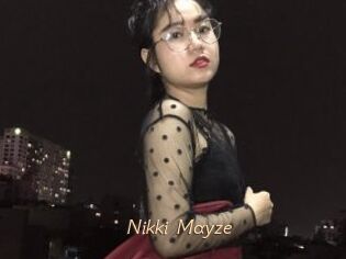 Nikki_Mayze