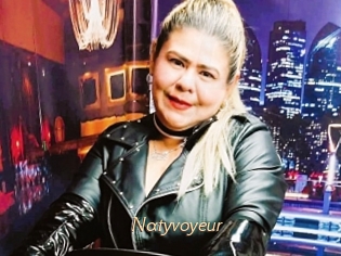Natyvoyeur