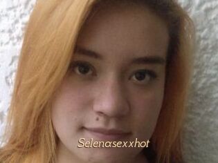 Selenasexxhot
