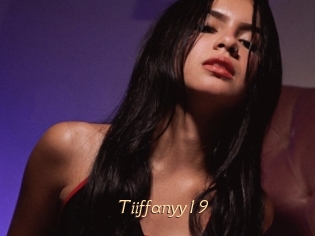 Tiiffanyy19